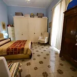 Salotto Sommer Bed & Breakfast Neapol